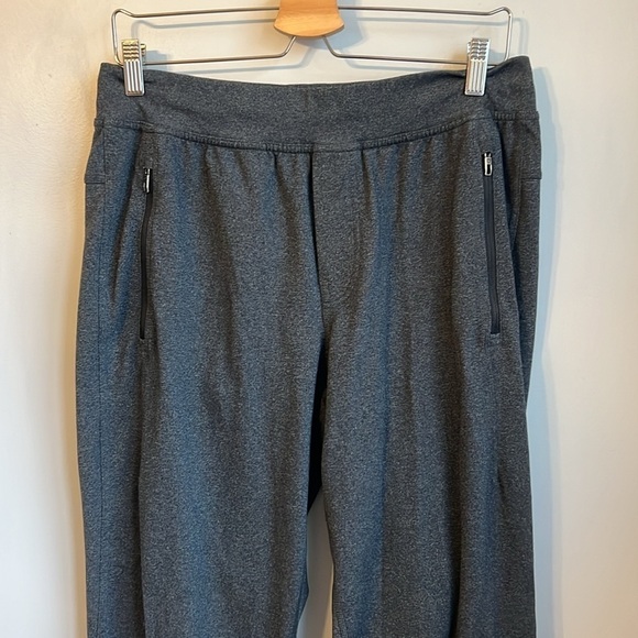 Lululemon Kung Fu Pant SZ L - Picture 6 of 9